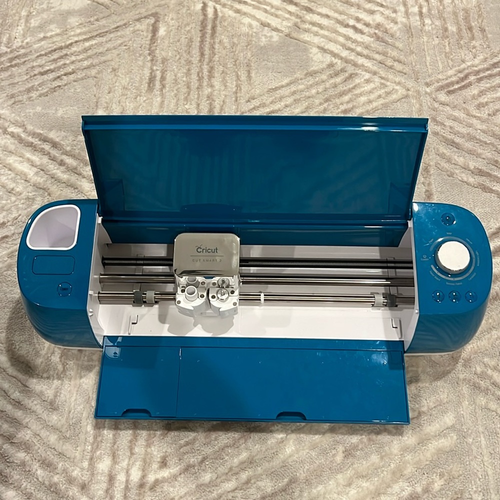 Cricut Explore Air 2 - Blue